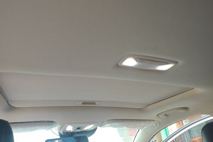 Used CHANGAN UNI-T 2020 1.5T Luxury Model Headliner