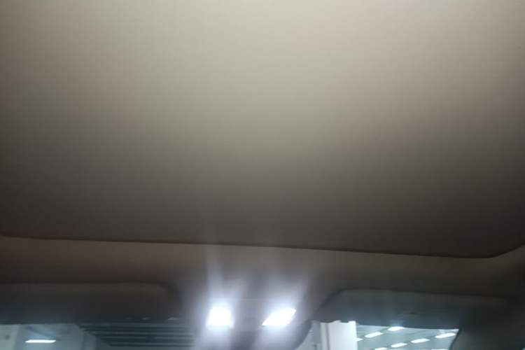 Used CHANGAN UNI-T 2020 1.5T Prestige Version Headliner