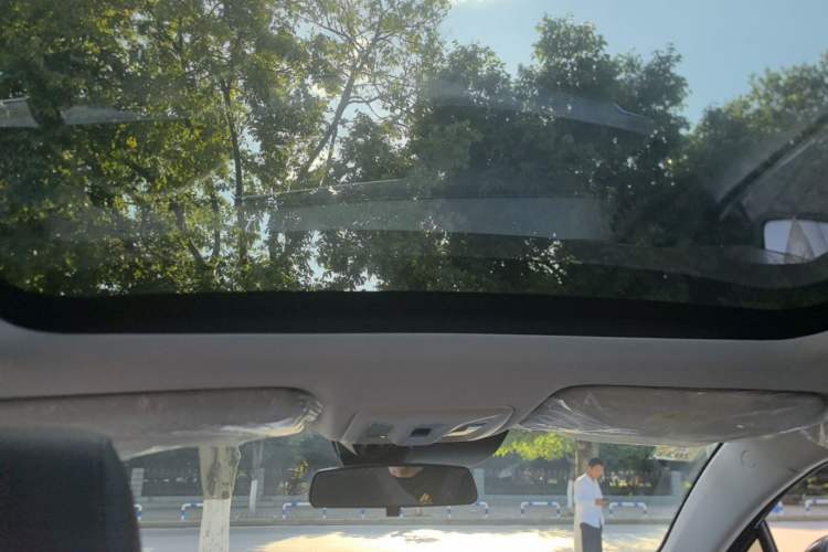 Used CHANGAN UNI-T 2020 1.5T Prestige Version Headliner