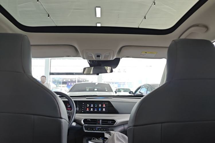 Used CHANGAN UNI-T 2020 1.5T Prestige Version Headliner