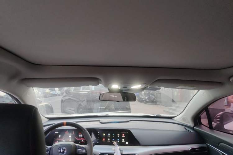 Used CHANGAN UNI-T 2020 1.5T Flagship Version Headliner