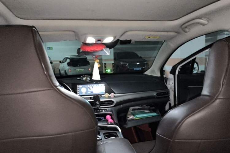 Used CHANGAN UNI-T 2020 1.5T Prestige Version Headliner