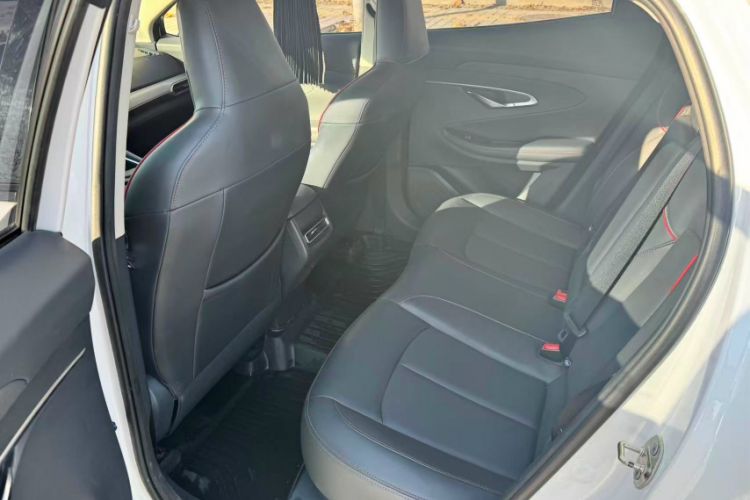 Used CHANGAN UNI-T 2020 1.5T Prestige Version Interior 1