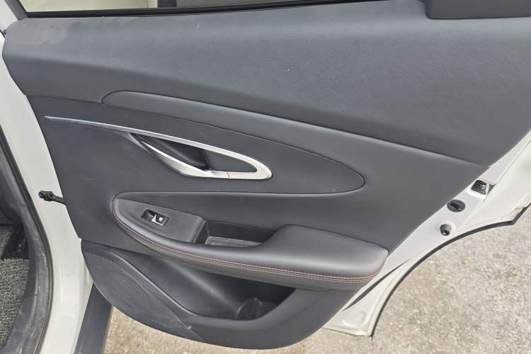 Used CHANGAN UNI-T 2020 1.5T Prestige Version Interior 6