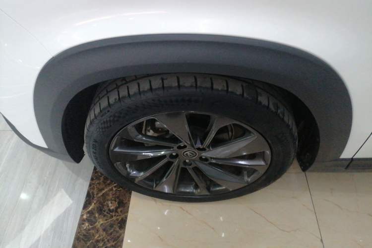Used CHANGAN UNI-T 2020 1.5T Prestige Version Left Front Wheel Hub