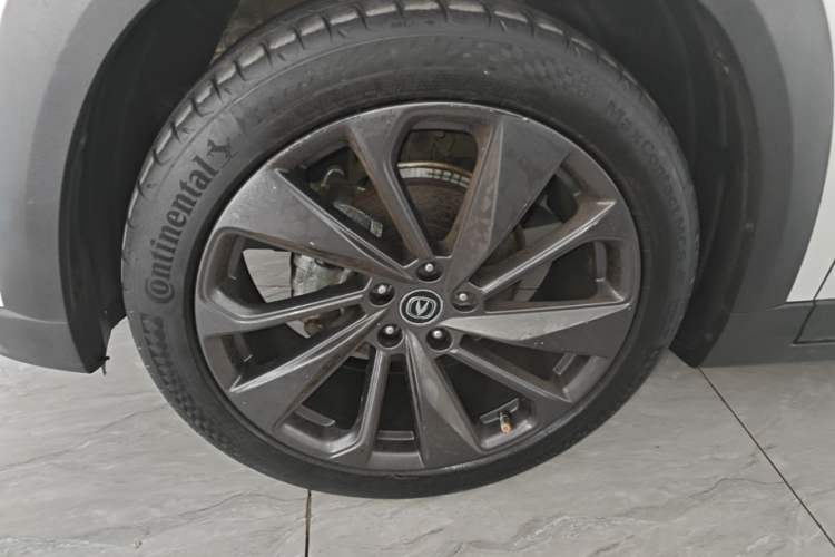 Used CHANGAN UNI-T 2020 1.5T Flagship Version Left Front Wheel Hub