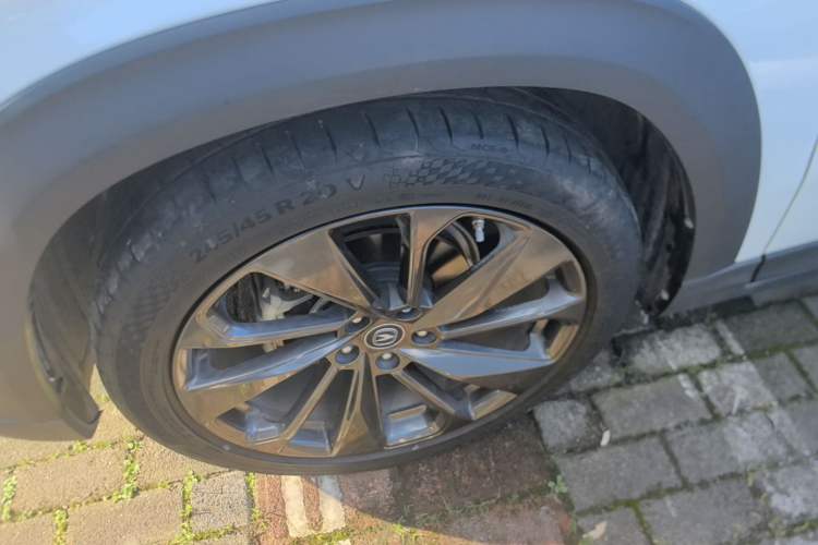 Used CHANGAN UNI-T 2020 1.5T Prestige Version Left Front Wheel Hub