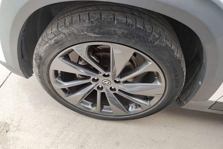 Used CHANGAN UNI-T 2020 1.5T Flagship Version Left Front Wheel Hub
