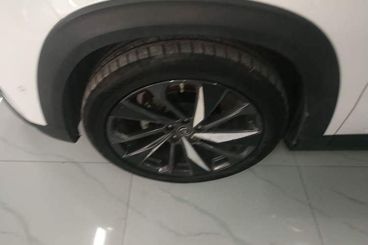 Used CHANGAN UNI-T 2020 1.5T Flagship Version Left Front Wheel Hub