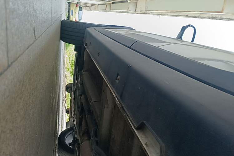 Used CHANGAN UNI-T 2020 1.5T Flagship Version Left Side Sill