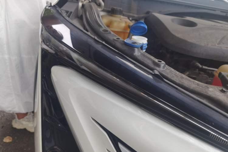 Used CHANGAN UNI-T 2020 1.5T Prestige Version Right Front Headlight