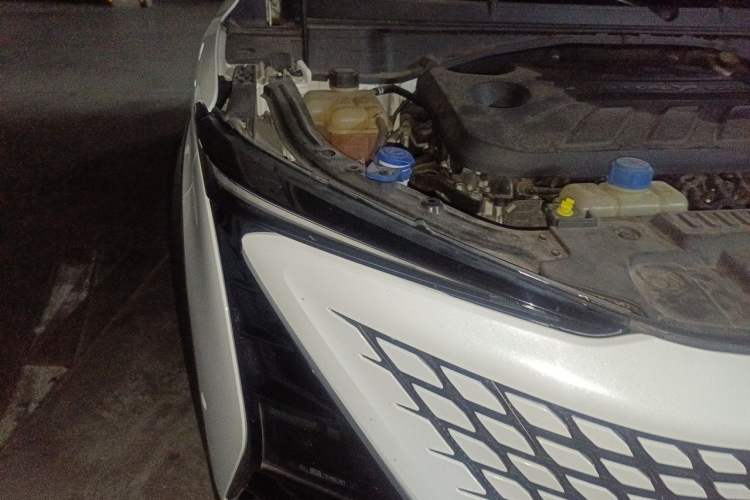 Used CHANGAN UNI-T 2020 1.5T Flagship Version Right Front Headlight