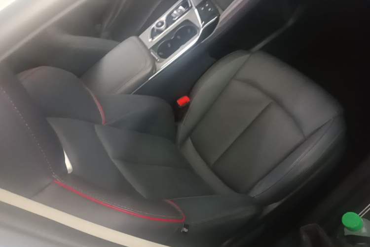 Used CHANGAN UNI-T 2020 1.5T Prestige Version Right Front Seat