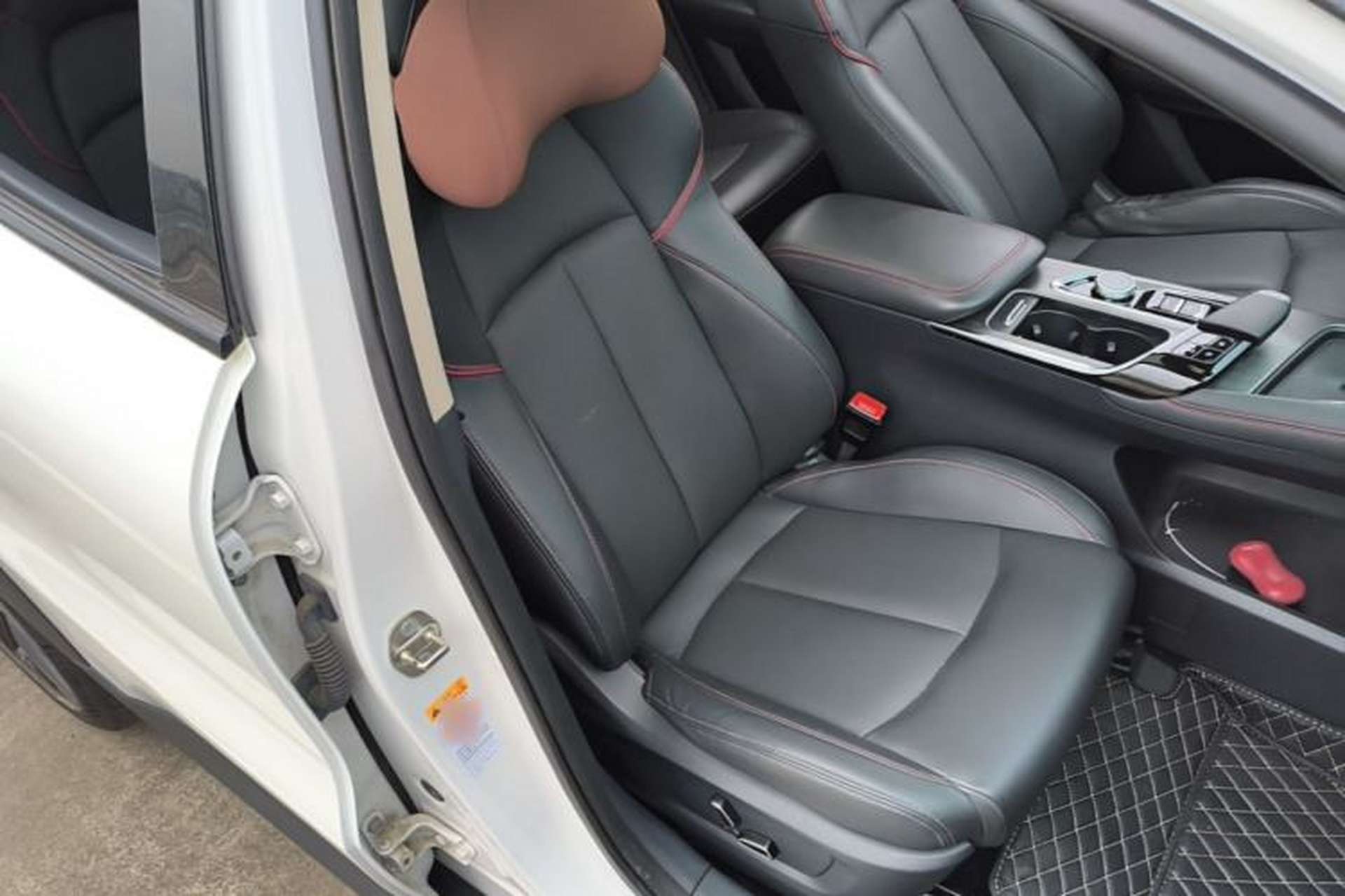Used CHANGAN UNI-T 2020 1.5T Flagship Version Right Front Seat