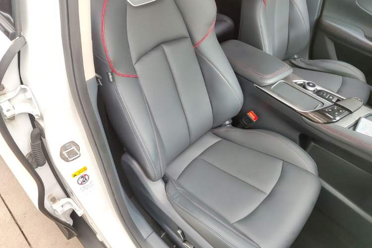 Used CHANGAN UNI-T 2020 1.5T Flagship Version Right Front Seat