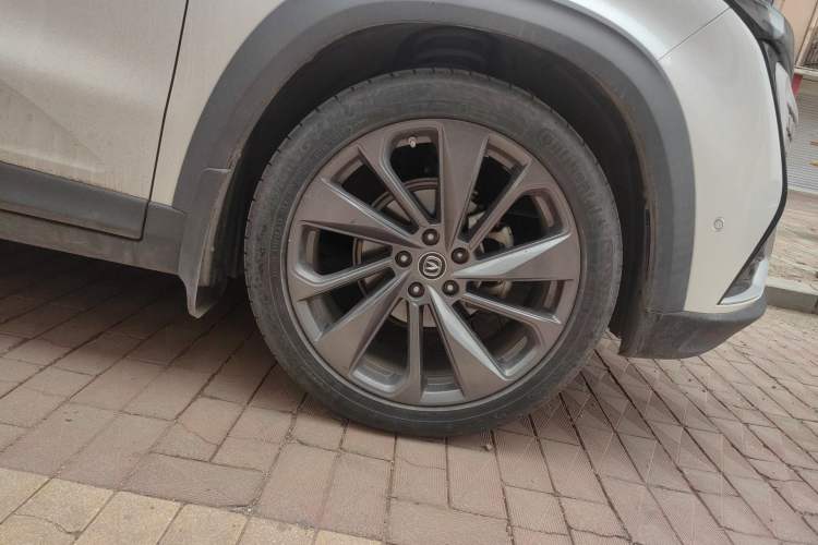 Used CHANGAN UNI-T 2020 1.5T Flagship Version Right Front Wheel Hub
