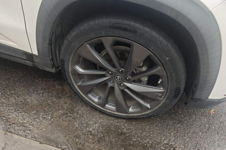 Used CHANGAN UNI-T 2020 1.5T Flagship Version Right Front Wheel Hub