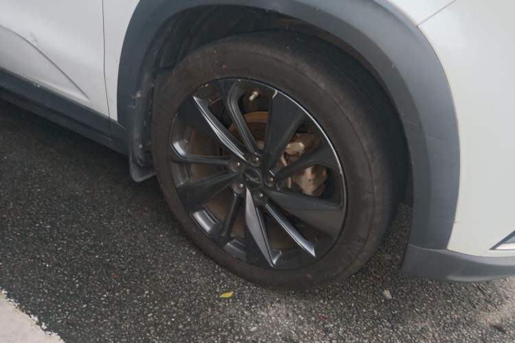 Used CHANGAN UNI-T 2020 1.5T Prestige Version Right Front Wheel Hub