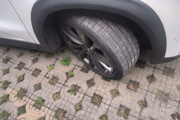 Used CHANGAN UNI-T 2020 1.5T Flagship Version Right Front Wheel Hub