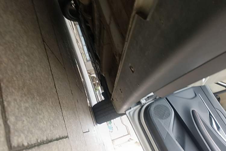 Used CHANGAN UNI-T 2020 1.5T Flagship Version Right Side Sill