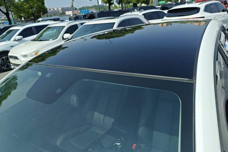 Used CHANGAN UNI-T 2020 1.5T Prestige Version Roof