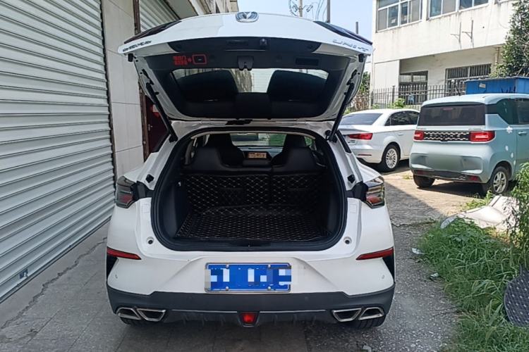 Used CHANGAN UNI-T 2020 1.5T Flagship Version Trunk