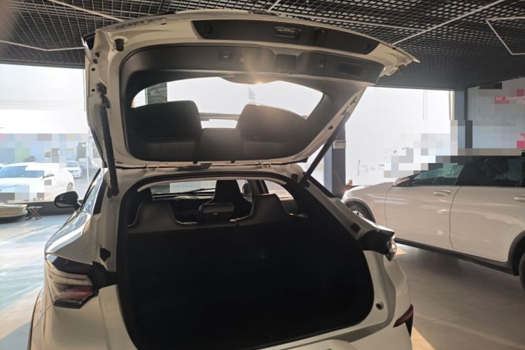 Used CHANGAN UNI-T 2020 1.5T Flagship Version Trunk