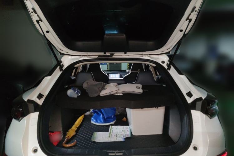 Used CHANGAN UNI-T 2020 1.5T Prestige Version Trunk