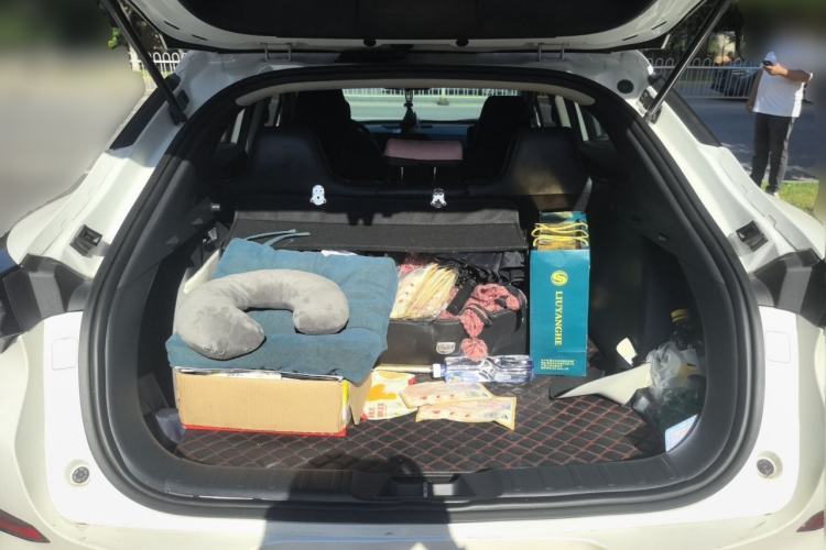 Used CHANGAN UNI-T 2020 1.5T Prestige Version Trunk