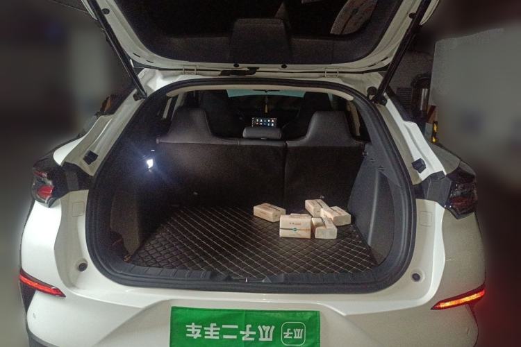 Used CHANGAN UNI-T 2020 1.5T Flagship Version Trunk