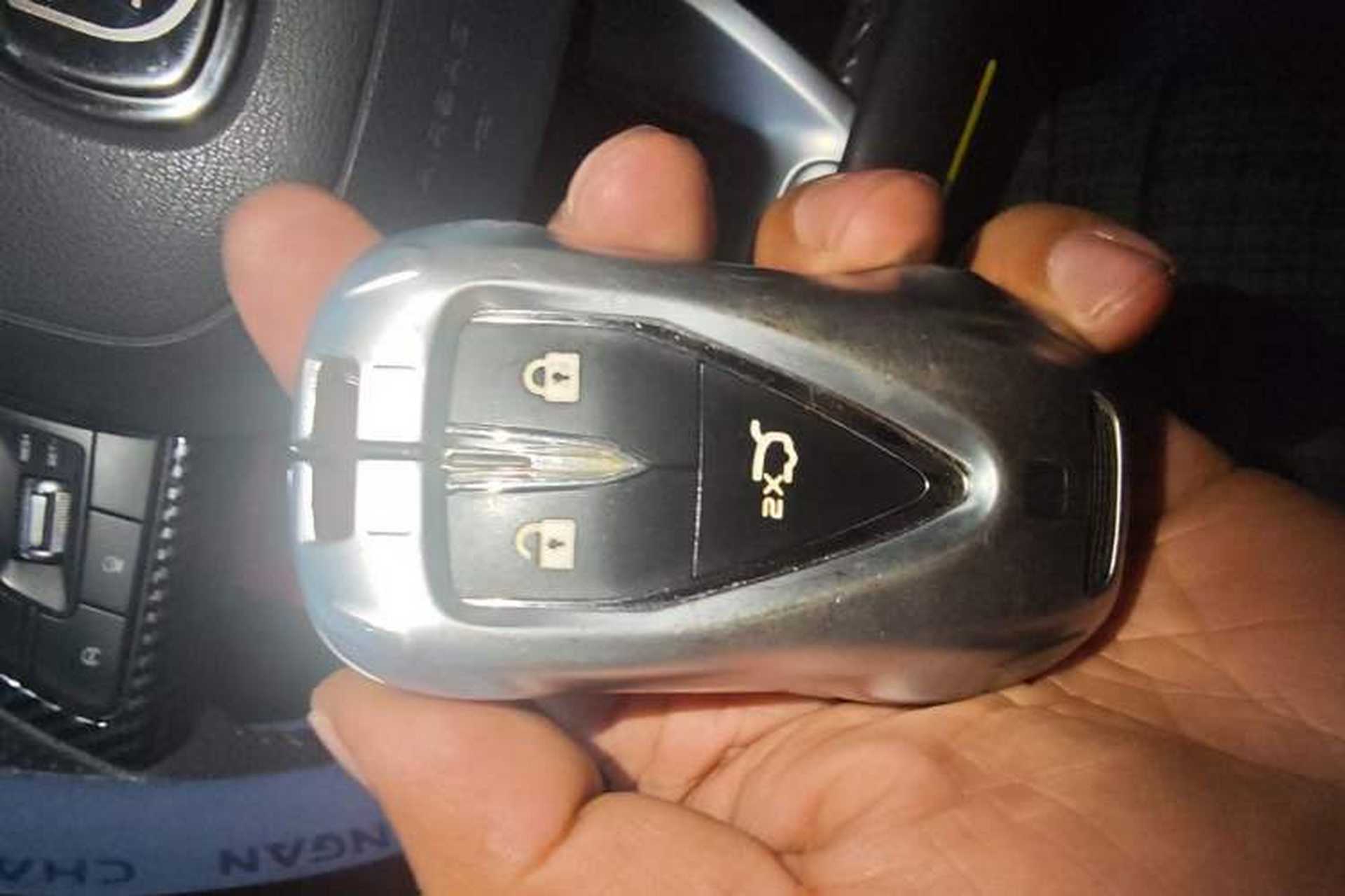 Used CHANGAN UNI-T 2020 1.5T Prestige Version Vehicle Key