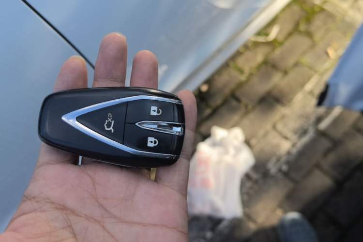Used CHANGAN UNI-T 2020 1.5T Prestige Version Vehicle Key