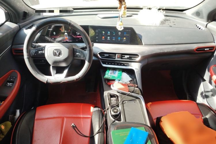Used CHANGAN UNI-T 2021 1.5T Excellence Model Center Console