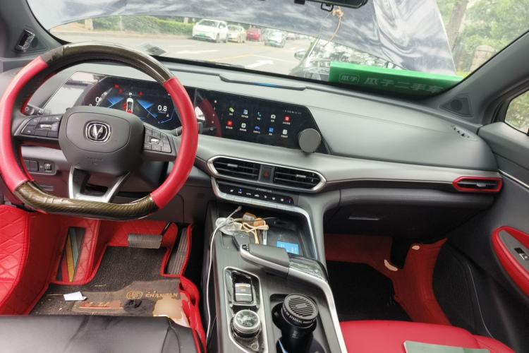 Used CHANGAN UNI-T 2021 1.5T Excellence Model Center Console