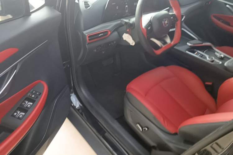 Used CHANGAN UNI-T 2021 1.5T Excellence Model Driver Seat