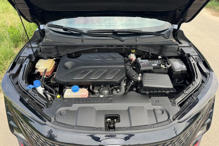 Used CHANGAN UNI-T 2021 1.5T Excellence Model Engine Bay