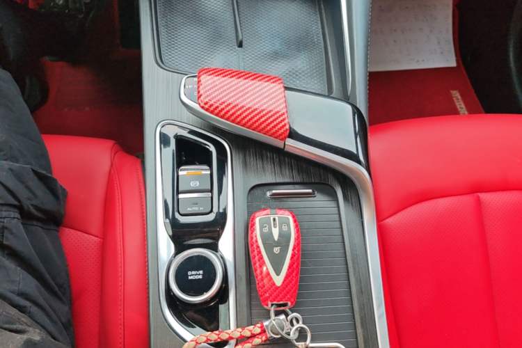 Used CHANGAN UNI-T 2021 1.5T Excellence Model Gear Lever