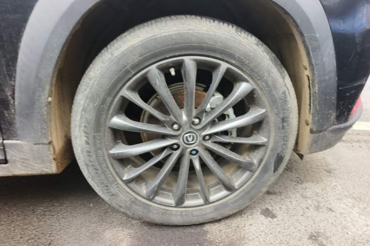 Used CHANGAN UNI-T 2021 1.5T Excellence Model Right Front Wheel Hub