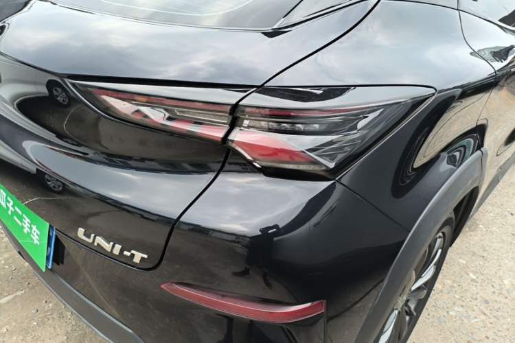 Used CHANGAN UNI-T 2021 1.5T Excellence Model Right Rear Taillight