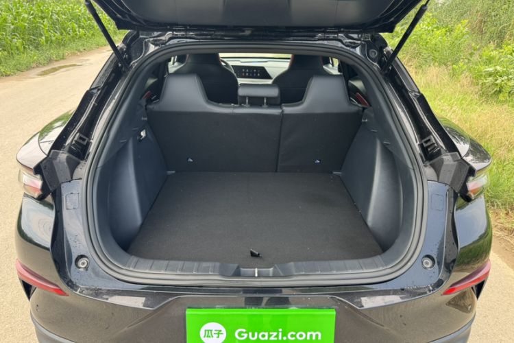 Used CHANGAN UNI-T 2021 1.5T Excellence Model Trunk