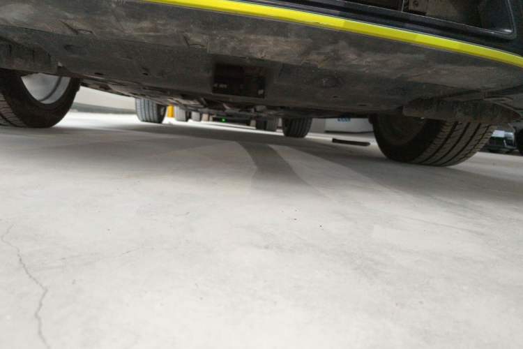 Used CHANGAN UNI-T 2021 1.5T Sport Edition Flagship Version Chassis Front