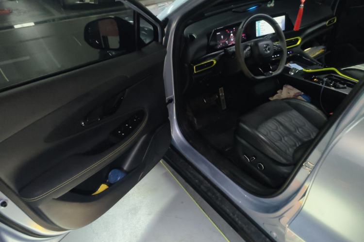 Used CHANGAN UNI-T 2021 1.5T Sport Edition Flagship Version Driver Seat