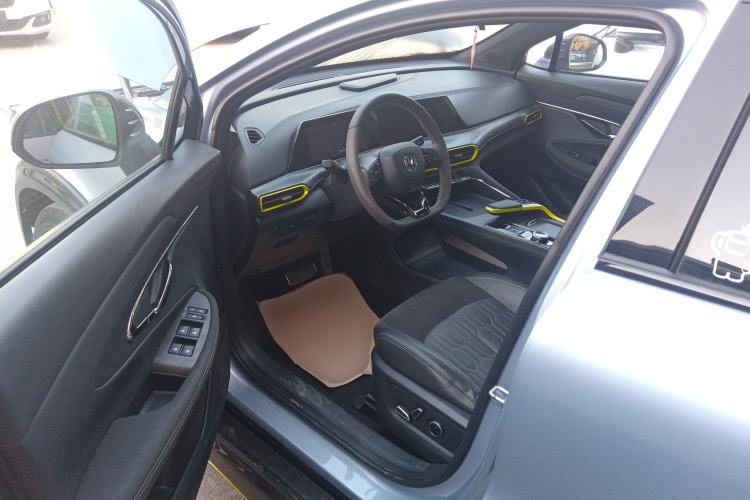 Used CHANGAN UNI-T 2021 1.5T Sport Edition Flagship Version Driver Seat