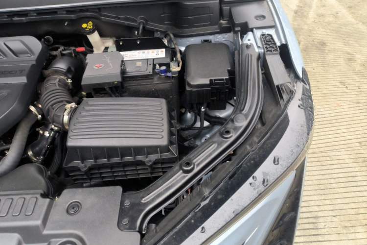 Used CHANGAN UNI-T 2021 1.5T Sport Edition Flagship Version Engine Bay Left