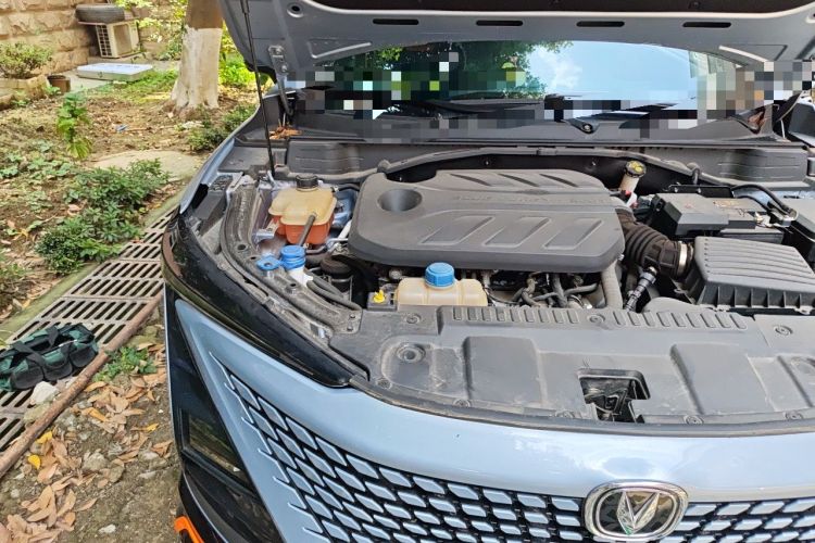 Used CHANGAN UNI-T 2021 1.5T Sport Edition Flagship Version Engine Bay Right