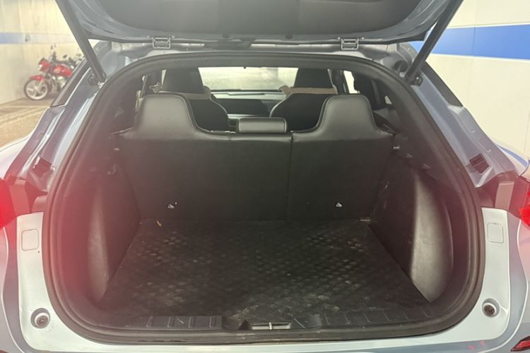Used CHANGAN UNI-T 2021 1.5T Sport Edition Flagship Version Trunk
