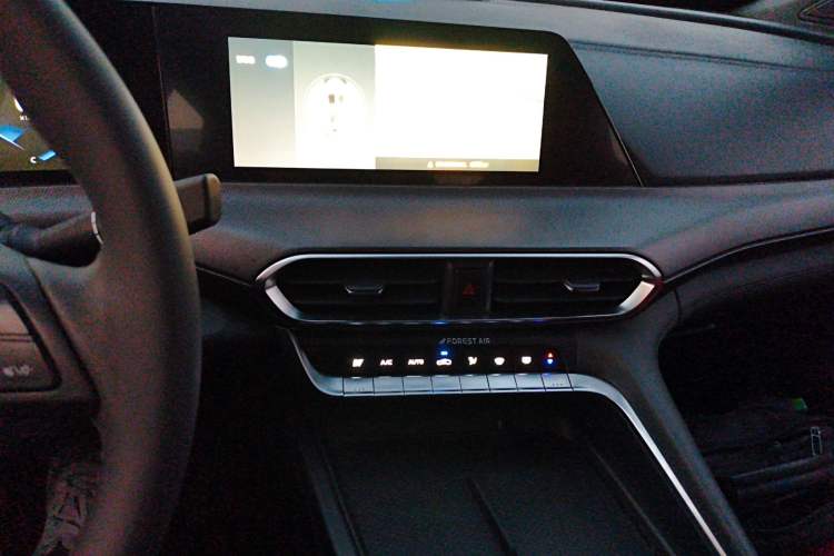 Used CHANGAN UNI-T 2021 1.5T Excellence Model Audio And AC Panel