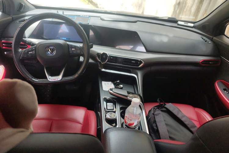 Used CHANGAN UNI-T 2021 1.5T Excellence Model Center Console