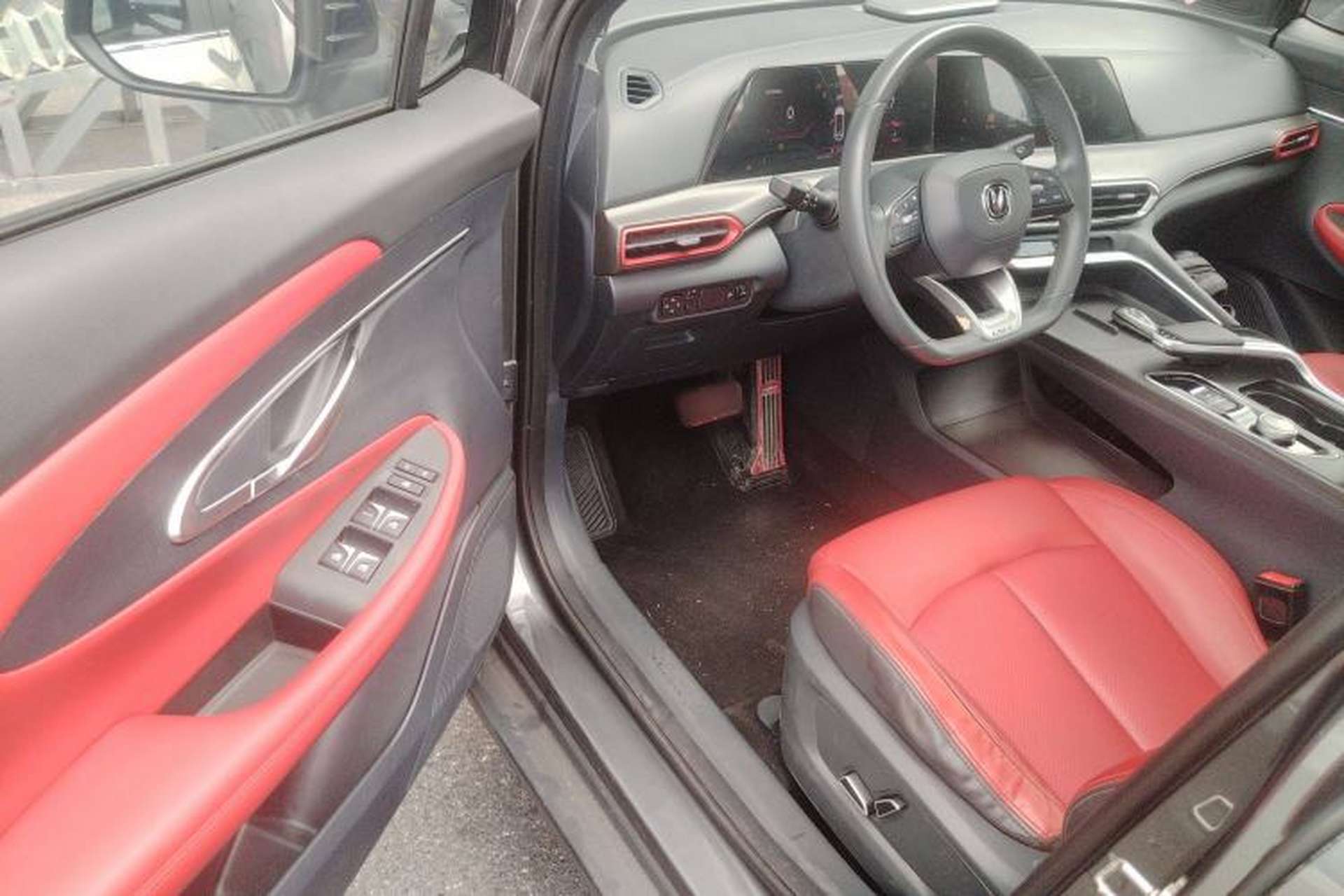 Used CHANGAN UNI-T 2021 1.5T Excellence Model Driver Seat