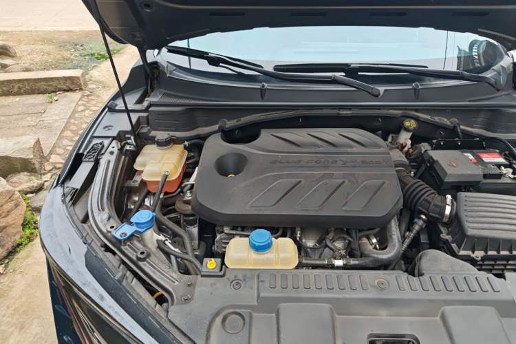 Used CHANGAN UNI-T 2021 1.5T Excellence Model Engine Bay Right